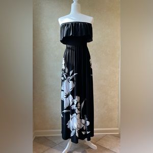 White House Black Market Floral Sleeveless Sun Dress